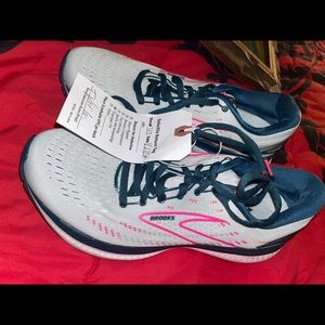 Brooks Running Shoes | Size 9